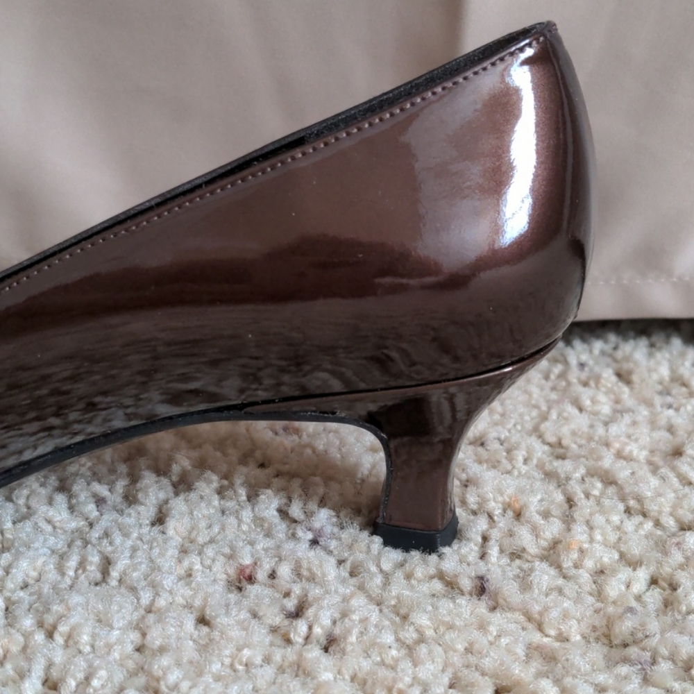 Stuart Weitzman open toe heel - Picture 3 of 8